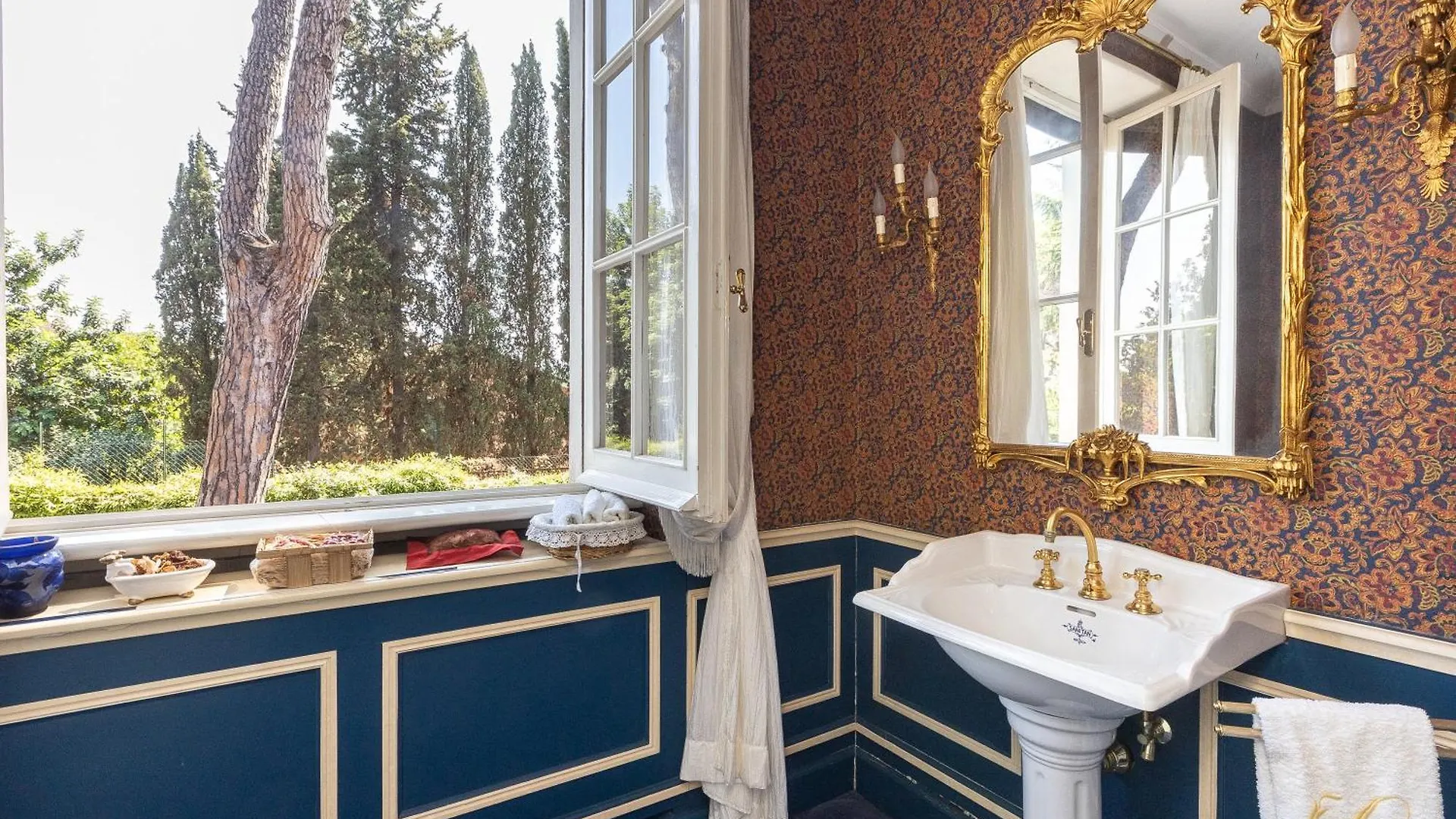 Villa La Gallese By Rental In Rome