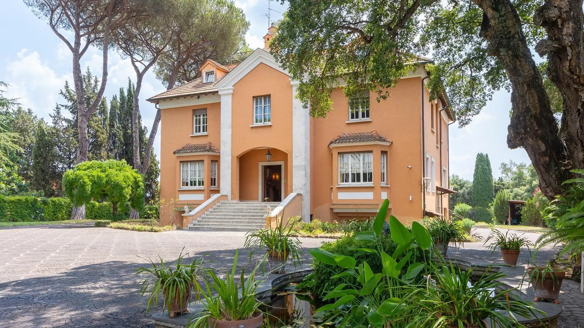 Villa La Gallese By Rental In Rome