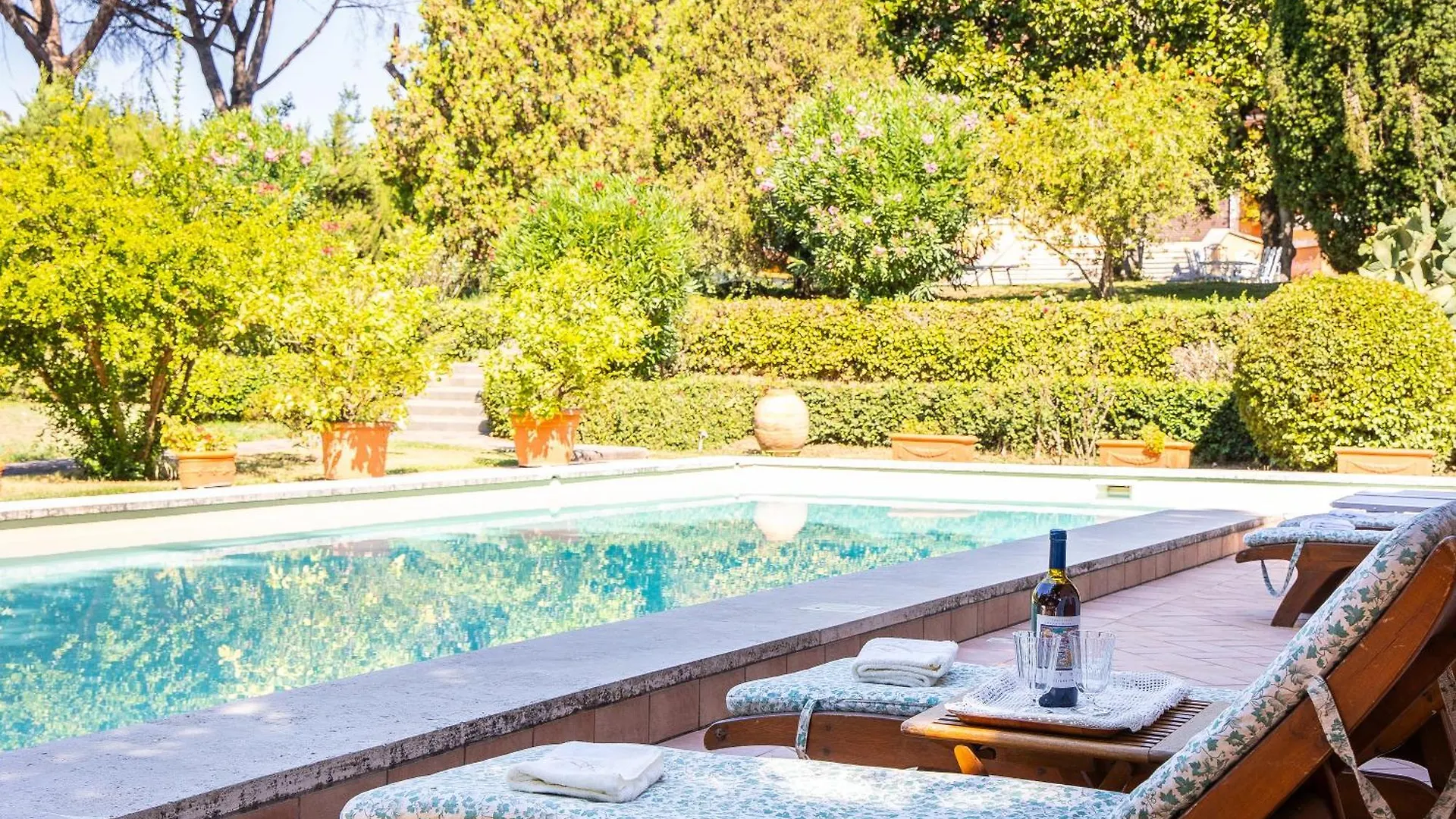 Apartment Villa La Gallese By Rental In Rome