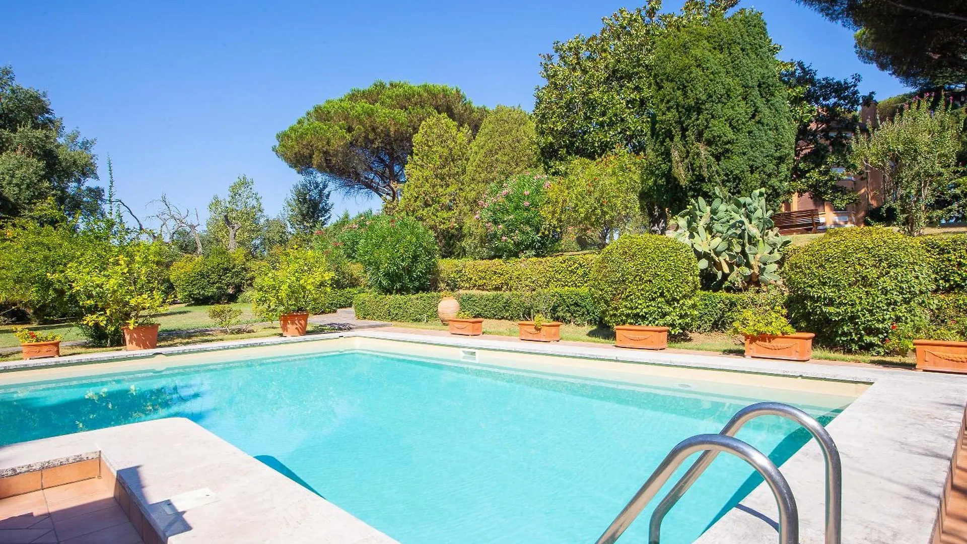 Villa La Gallese By Rental In Rome Apartment