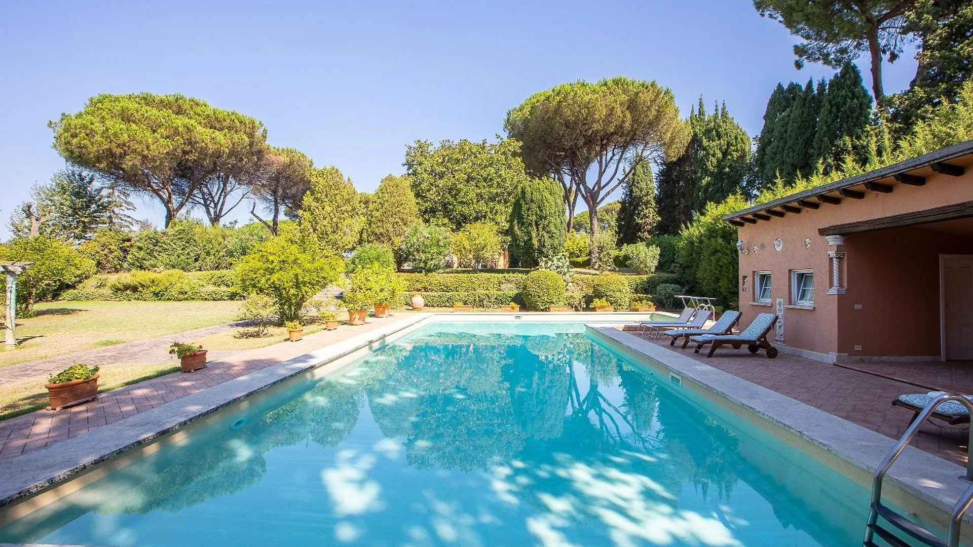 Apartment Villa La Gallese By Rental In Rome Italy