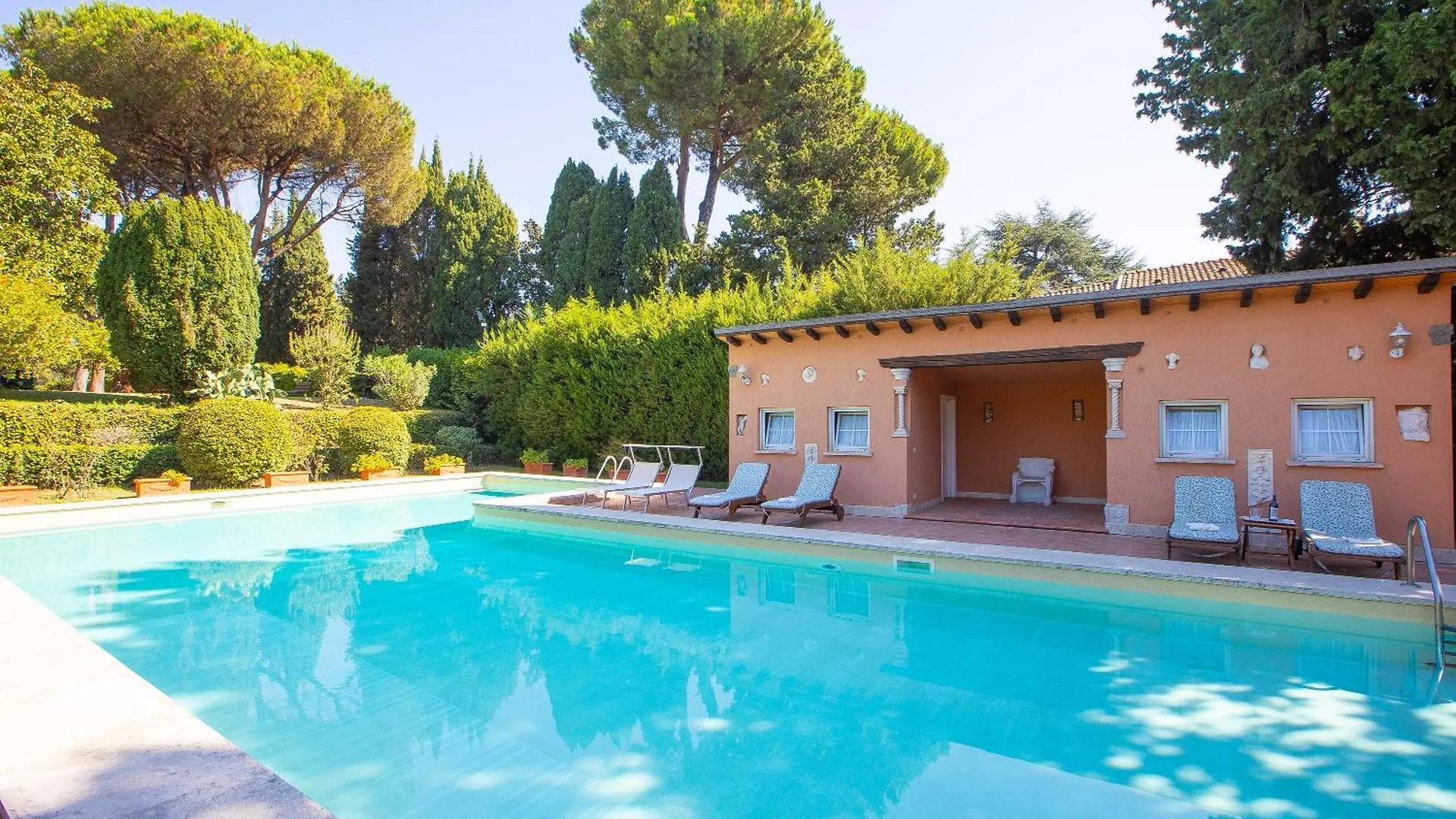 Villa La Gallese By Rental In Rome